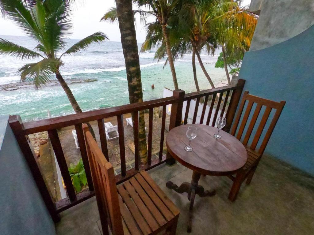 Asa Bay Beach Resort Talpe Eksteriør billede